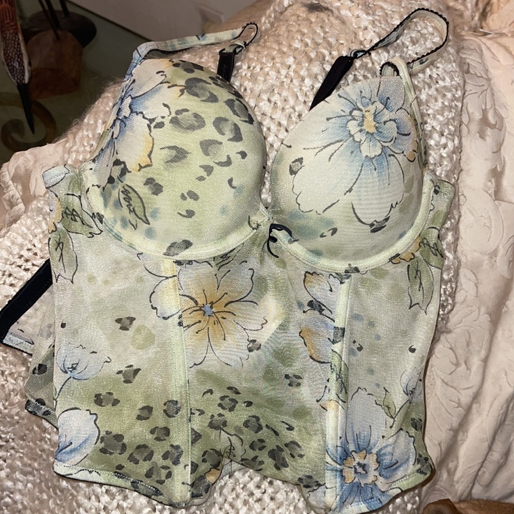 Super Cute Bustier Size Medium - image 2